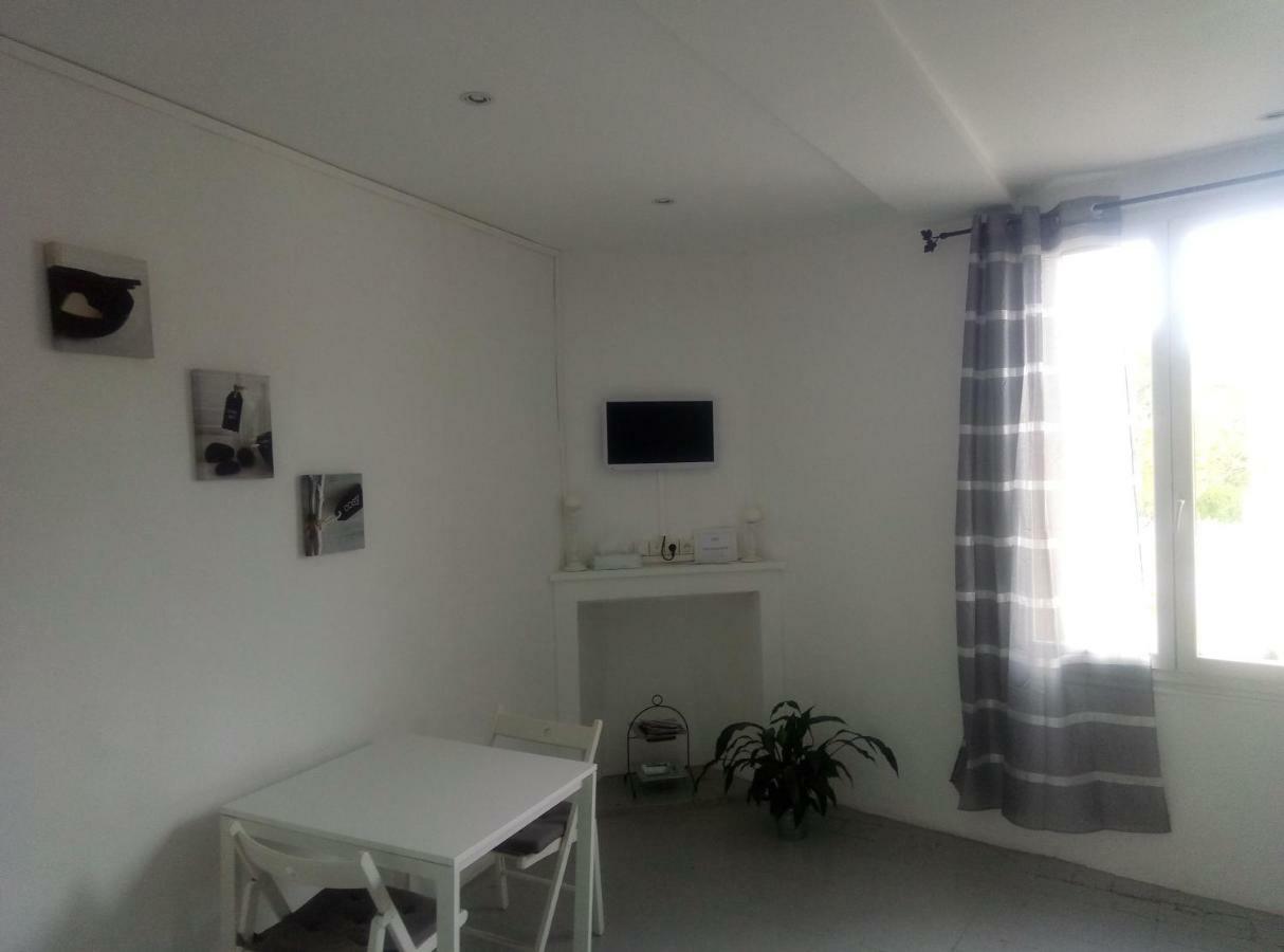 La Maisonnette Courthezon Luaran gambar